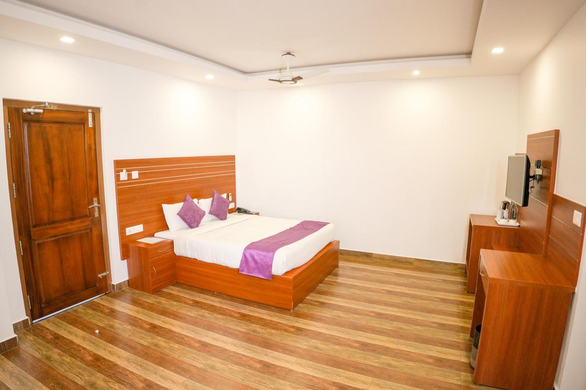 The Lake View Munnar Exterior foto