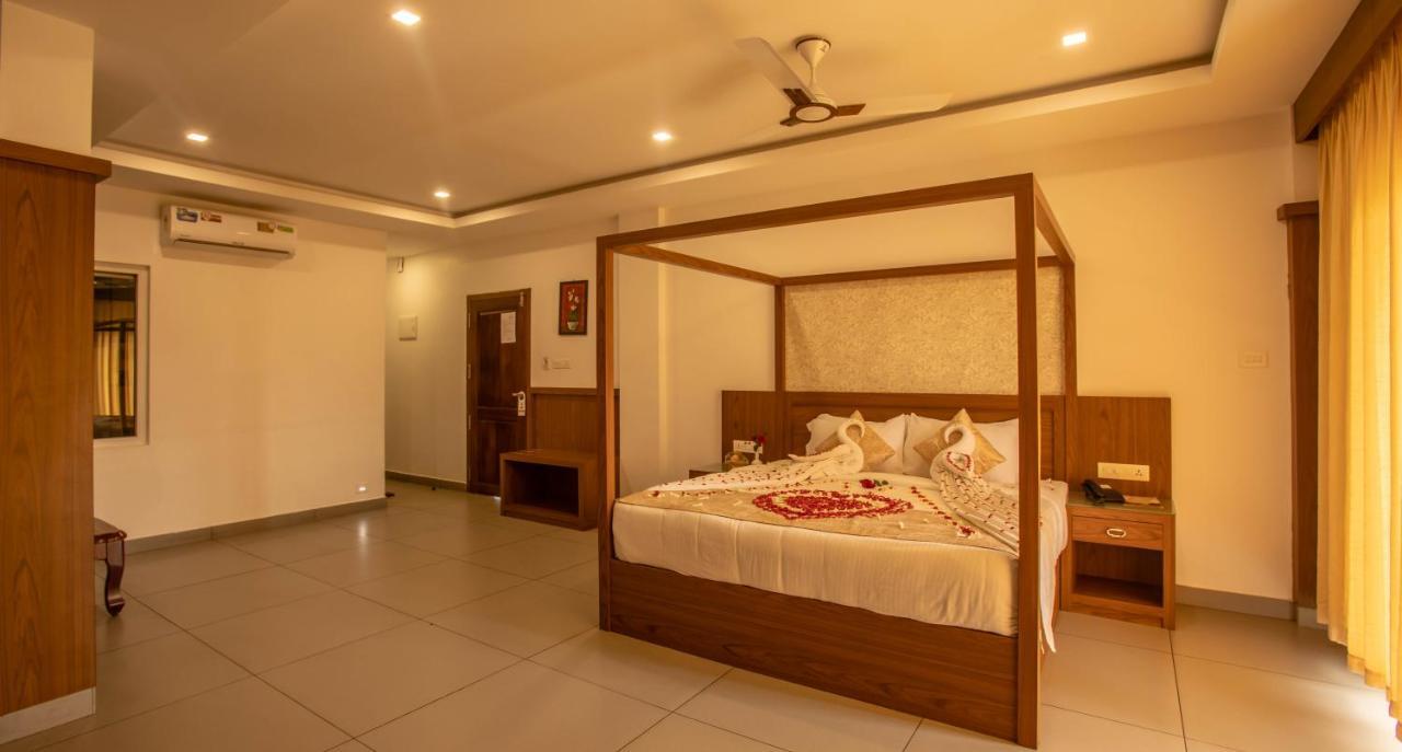 The Lake View Munnar Exterior foto